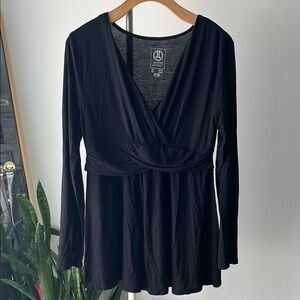 Liz Lange maternity Black Long Sleeve Wrap Peplum Blouse M
